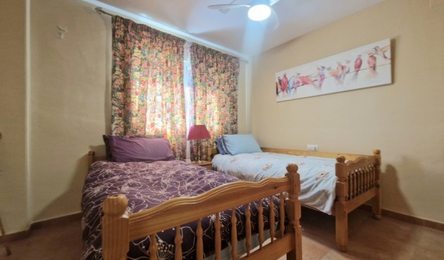 Resale - Semi Detached -
Relleu - Inland