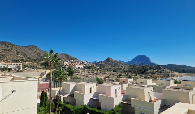 Resale - Semi Detached -
Relleu - Inland