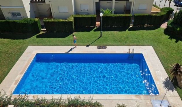 Resale - Semi Detached -
Relleu - Inland