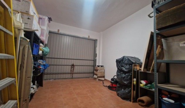 Resale - Semi Detached -
Relleu - Inland