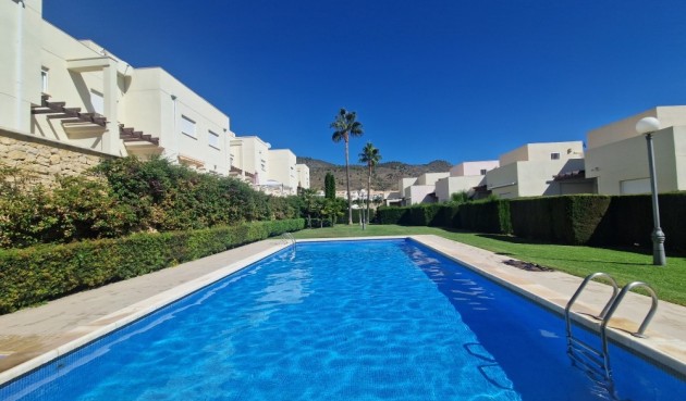 Resale - Semi Detached -
Relleu - Inland