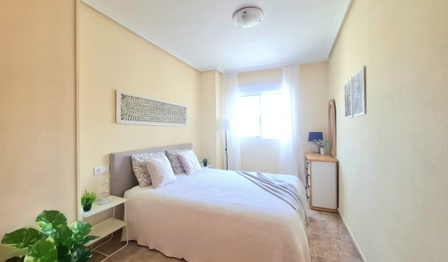 Resale - Apartment -
Torrevieja - Costa Blanca