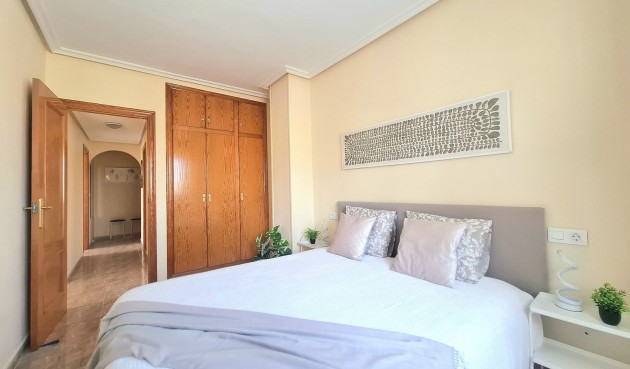 Resale - Apartment -
Torrevieja - Costa Blanca