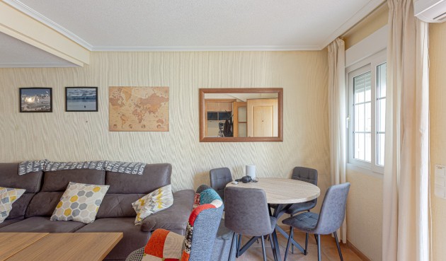 Resale - Villa -
Pilar de la Horadada - Costa Blanca