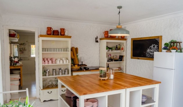 Återförsäljning - Villa -
Orxeta