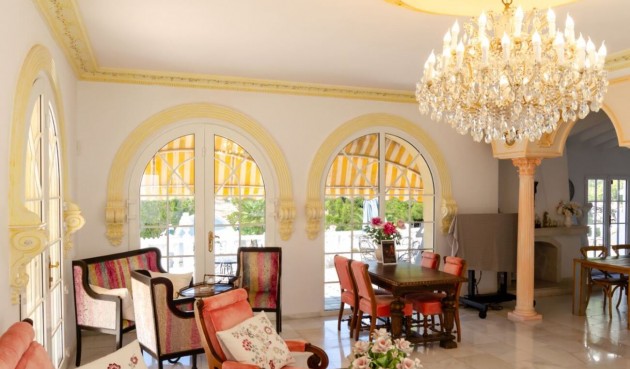 Återförsäljning - Villa -
Orxeta