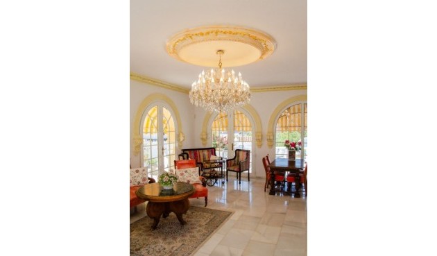 Återförsäljning - Villa -
Orxeta