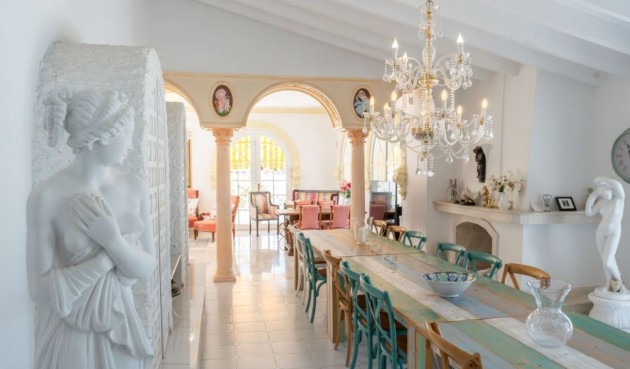 Återförsäljning - Villa -
Orxeta