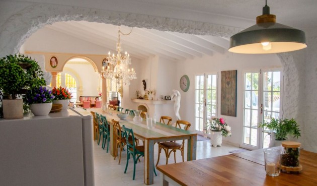 Återförsäljning - Villa -
Orxeta