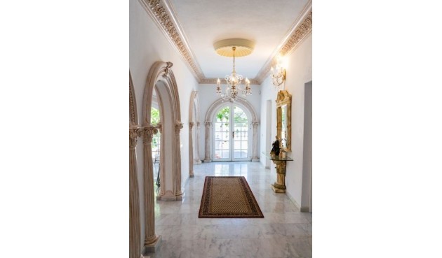 Återförsäljning - Villa -
Orxeta