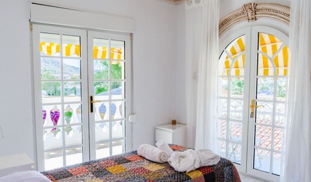 Återförsäljning - Villa -
Orxeta