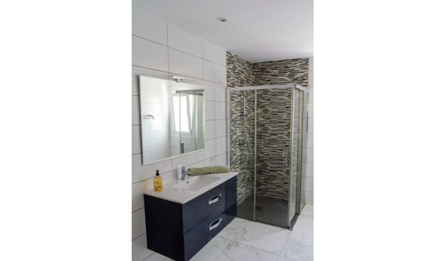 Återförsäljning - Villa -
Orxeta