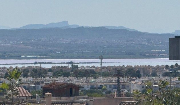 Brukt - Bungalow -
Torrevieja - Costa Blanca