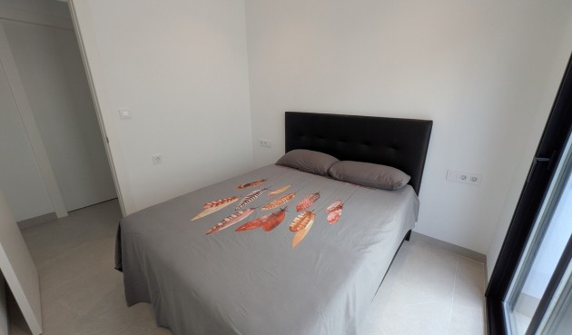 Resale - Bungalow -
Pilar de la Horadada - Costa Blanca