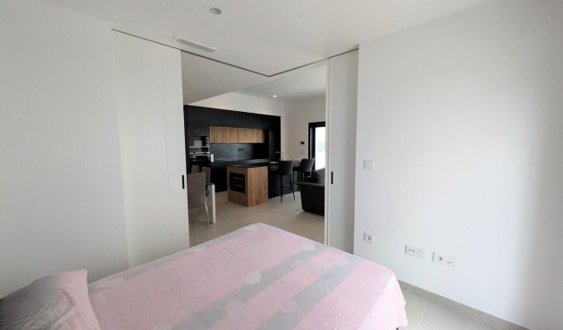 Resale - Bungalow -
Pilar de la Horadada - Costa Blanca