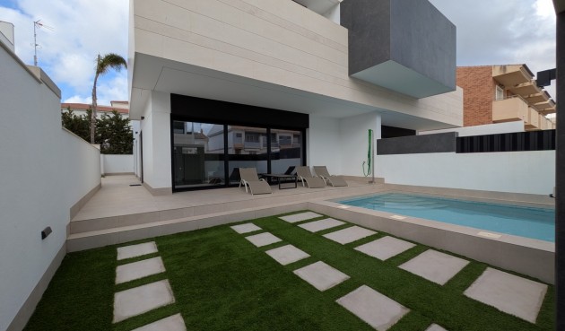 Resale - Bungalow -
Pilar de la Horadada - Costa Blanca