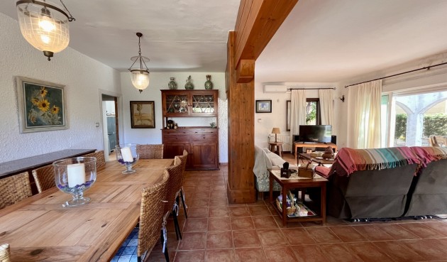 Resale - Villa -
Cabo Roig - Costa Blanca