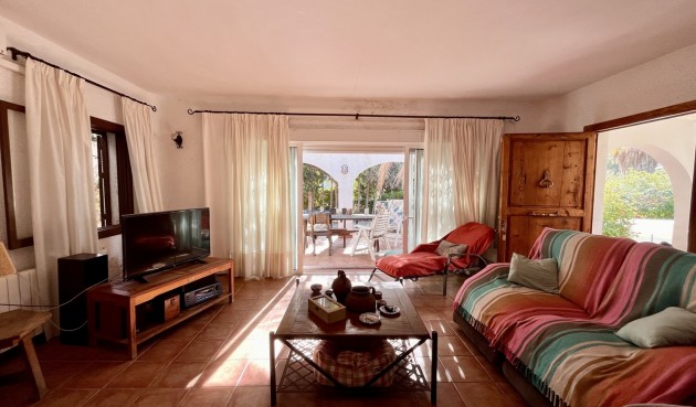Resale - Villa -
Cabo Roig - Costa Blanca