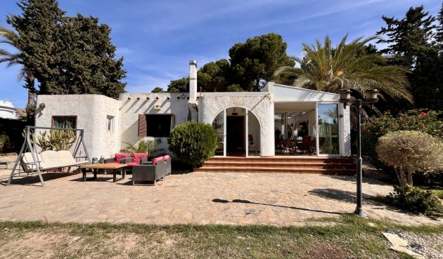 Resale - Villa -
Cabo Roig - Costa Blanca