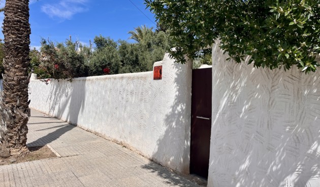 Resale - Villa -
Cabo Roig - Costa Blanca