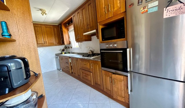 Resale - Villa -
El Chaparral - Inland