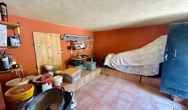 Resale - Villa -
El Chaparral - Inland