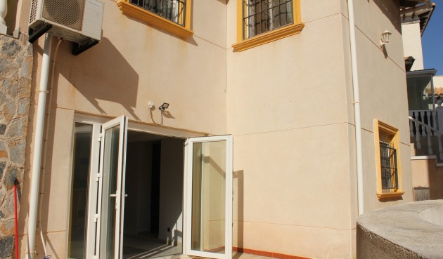 Resale - Villa -
La Zenia - Costa Blanca