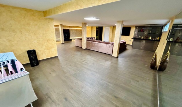 Reventa - Villa -
Torrevieja - Costa Blanca