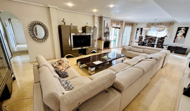 Reventa - Villa -
Torrevieja - Costa Blanca