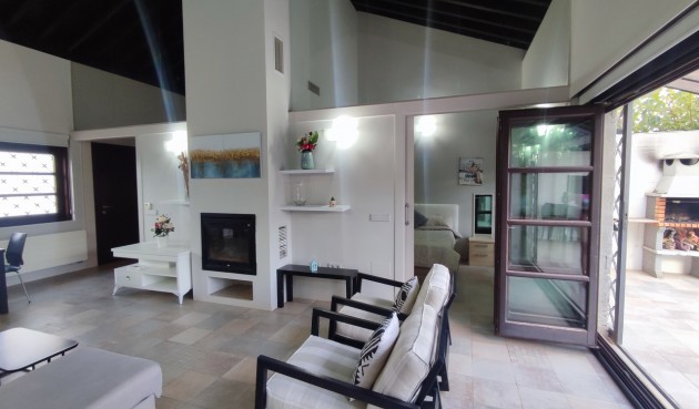 Brukt - Villa -
Peraleja Golf - Inland