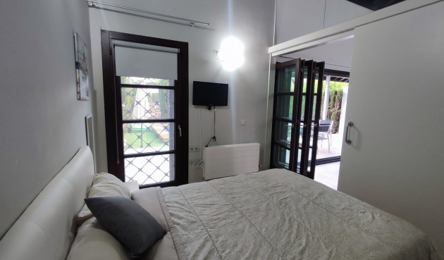 Brukt - Villa -
Peraleja Golf - Inland