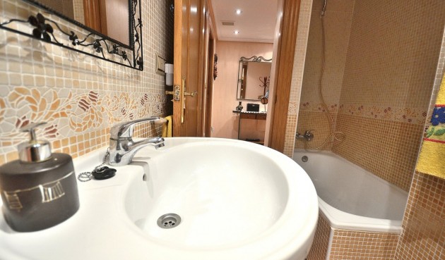 Resale - Penthouse -
Torrevieja - Playa del Cura