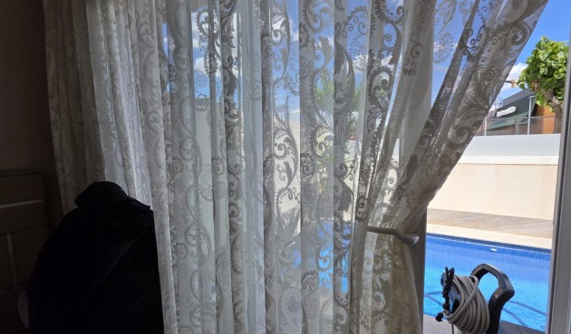 Resale - Villa -
Pilar de la Horadada - Zona Pueblo