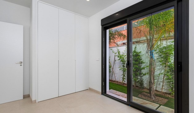 Nybygg - Bungalow -
Pilar de la Horadada - Parque del Mediterraneo