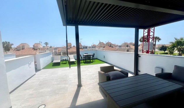 Resale - Villa -
Torrevieja - La Siesta - El Salado - Torreta