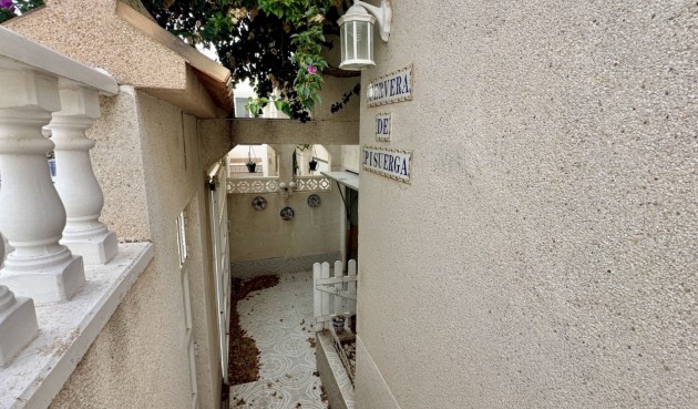 Brukt - Town House -
Orihuela Costa - Costa Blanca