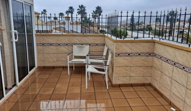 Återförsäljning - Villa -
Hondón de las Nieves - Inland