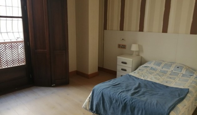 Återförsäljning - Villa -
Orihuela - Inland