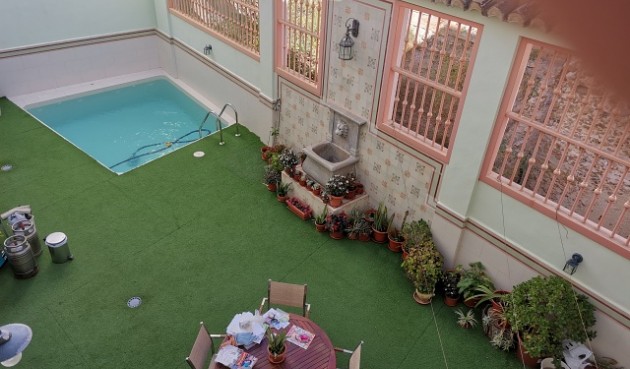 Återförsäljning - Villa -
Orihuela - Inland