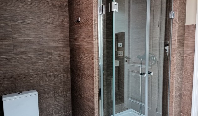 Återförsäljning - Villa -
Orihuela - Inland