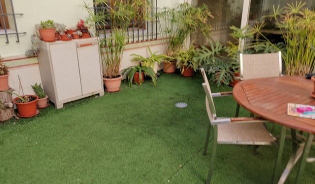 Återförsäljning - Villa -
Orihuela - Inland