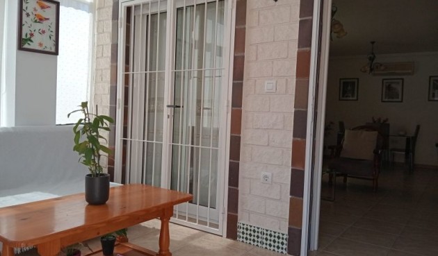 Resale - Villa -
Pilar de la Horadada - Costa Blanca