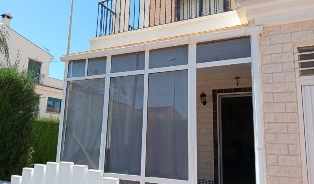 Resale - Villa -
Pilar de la Horadada - Costa Blanca
