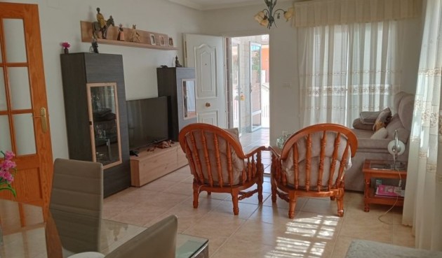 Resale - Villa -
Pilar de la Horadada - Costa Blanca