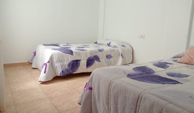 Resale - Villa -
Pilar de la Horadada - Costa Blanca