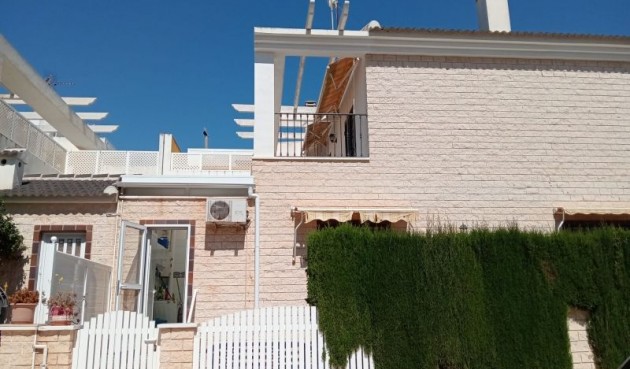 Resale - Villa -
Pilar de la Horadada - Costa Blanca