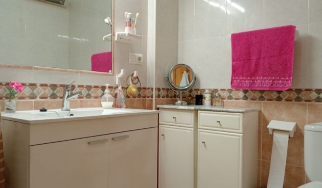 Resale - Villa -
Pilar de la Horadada - Costa Blanca