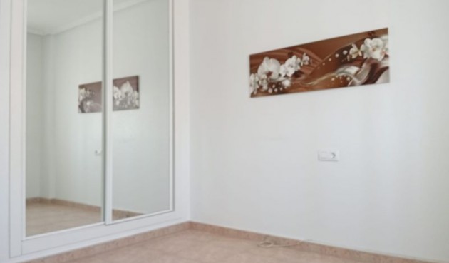 Resale - Villa -
Pilar de la Horadada - Costa Blanca