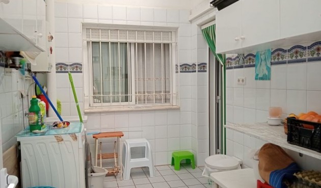 Resale - Villa -
Pilar de la Horadada - Costa Blanca