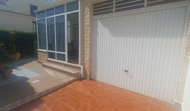 Resale - Villa -
Pilar de la Horadada - Costa Blanca